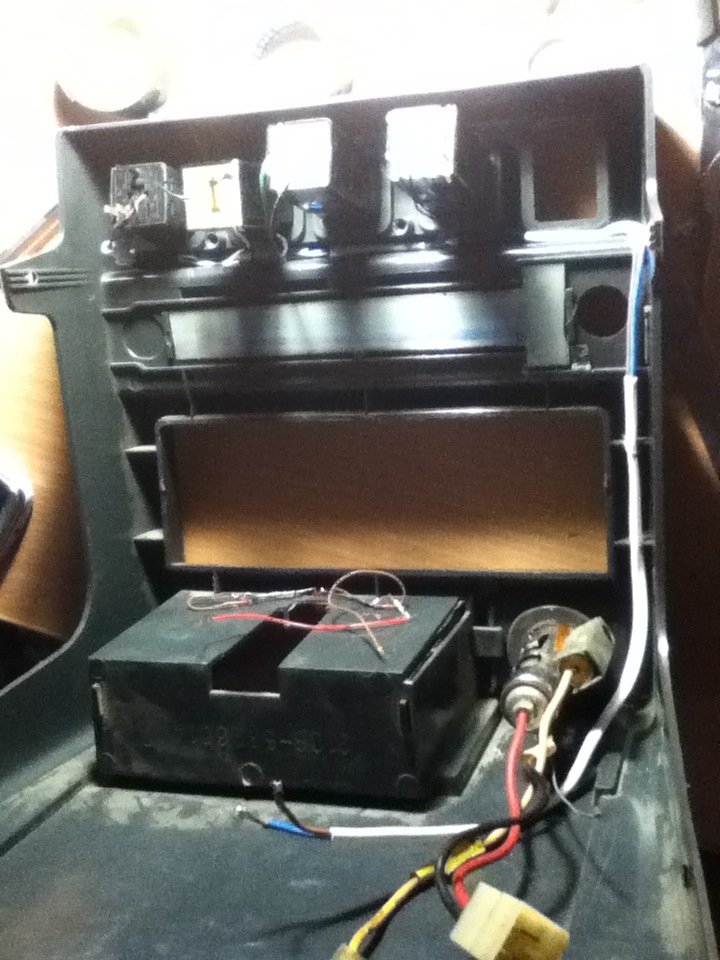 Подсветка пепельницы и кнопок на консольной панели [ЧАСТЬ 2]+плавное ...