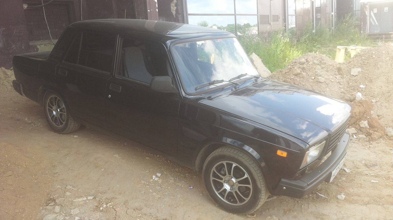 Lada 2107 1.6 бензиновый 2010 | чёрный квадрат на DRIVE2