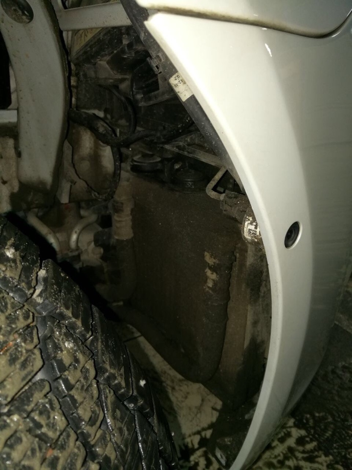 $car Очистка радиатора в колёсной нише (масляный радиатор) — АВИАТОР ...