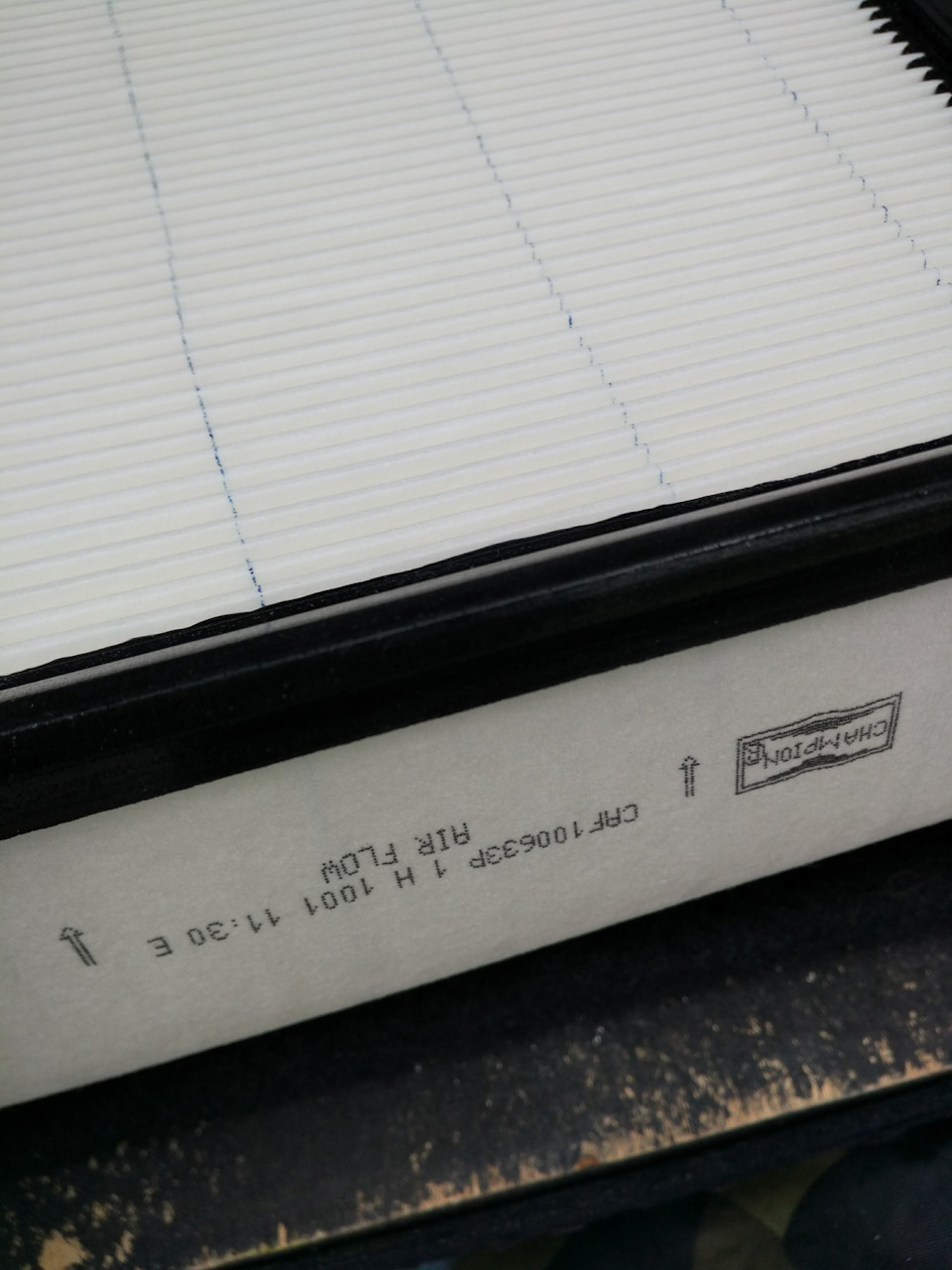 Фото в бортжурнале Audi A6 (C4). Запчасти на фото: 1H1001