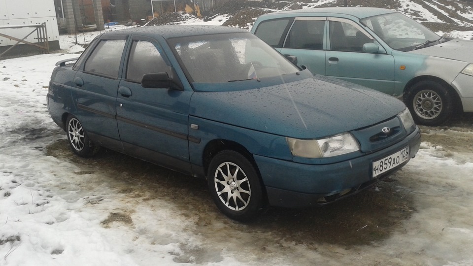 Как снять закисшую ступицу? — Lada 21102, 1,5 л, 1999 года | своими ...