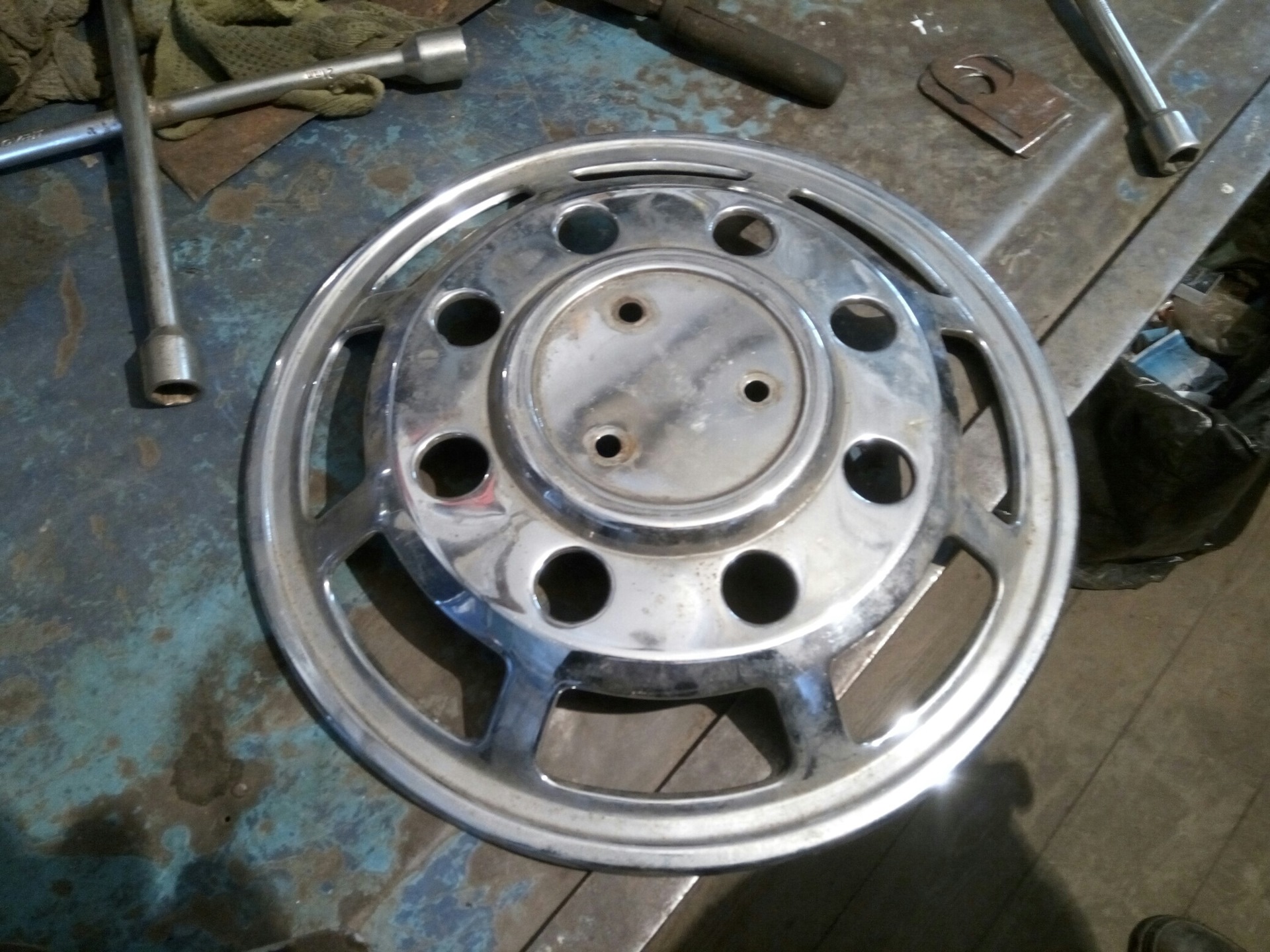 Колпаки митсубиси кантер 16. Колпаки кантер. Колпаки кантер. Колпаки кантер. Колпаки мицубиси.