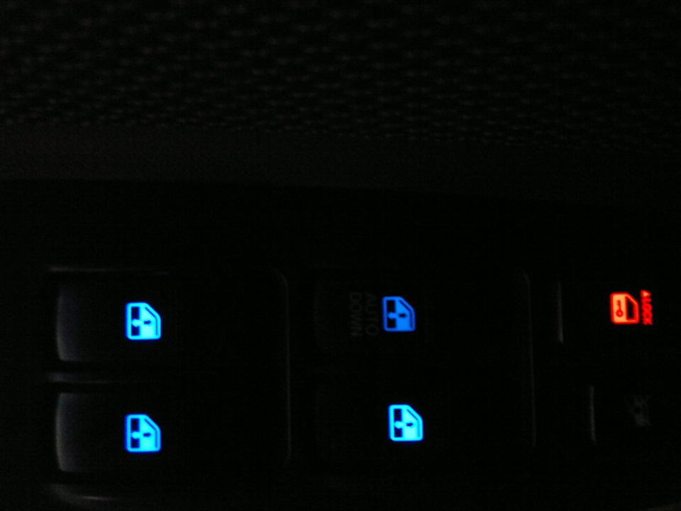 Пропала подсветка кнопок. Подсветка кнопок Kia Sorento 2. Подсветка кнопок стеклоподъемников Киа Рио 3 2014 года. Подсветка кнопок Рио 4. Подсветка кнопок двери Clio 2.