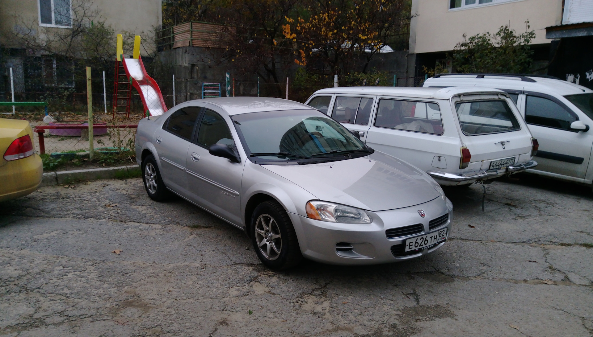 dodge stratus 2