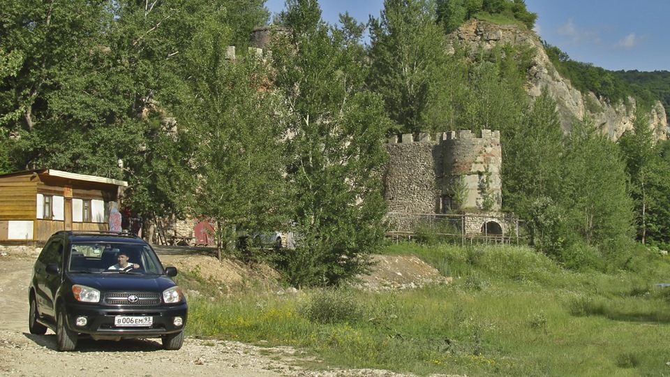 Toyota RAV4 (II) 2.4 бензиновый 2003 Черный Америкос на DRIVE2