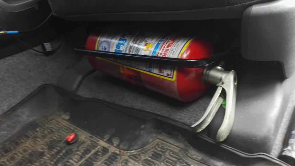 a5913c1s 960 для чего нужны полозья в багажнике прадо 150