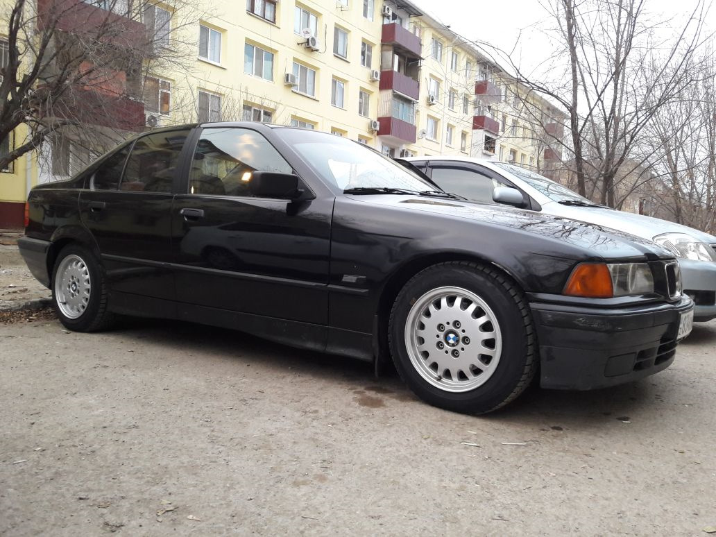 6 стиль. BMW e36 r15. БМВ r15 e36. BMW e36 15 стиль. BMW e36 Style 32 Black.