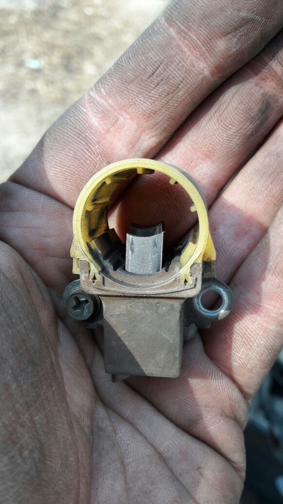 Гирлянда на приборной панели. Решение. — Toyota Aristo (I), 3 л, 1993 ...