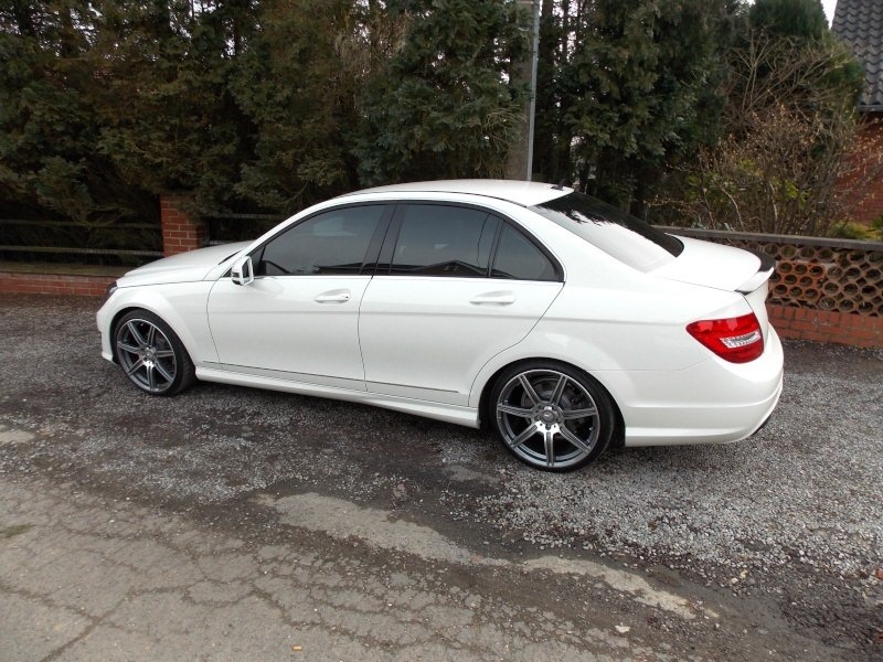 Mercedes w204 Coupe Р±РµР»С‹Р№