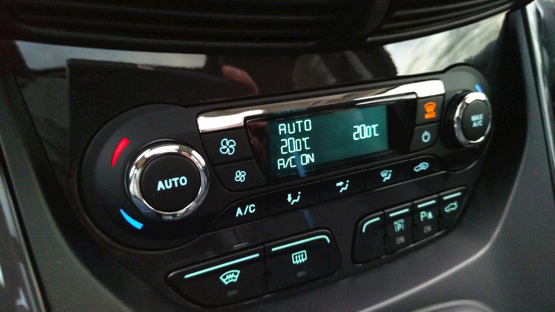 форд куга 2 панель климата. форд куга климат контроль. кнопки форд куга 2. форд куга 1 климат контроль. форд куга 2015 бортовой компьютер.