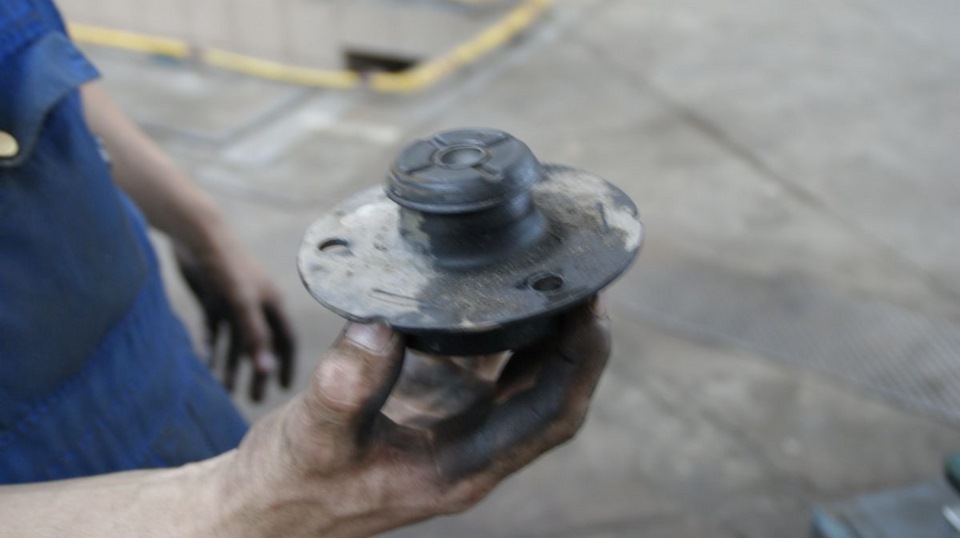 Лифт Кайрона знакомого — SsangYong Actyon (1G), 2,3 л, 2010 года ...