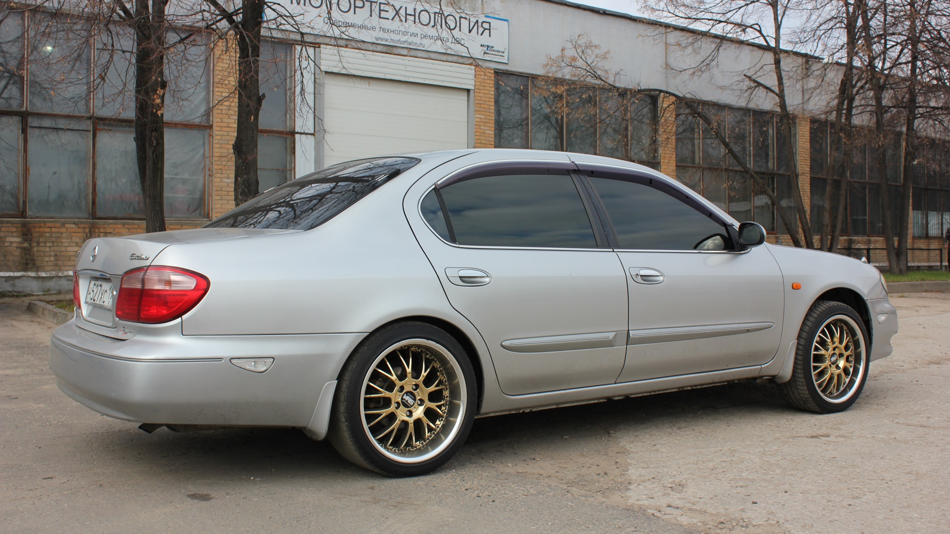 nissan cefiro a33