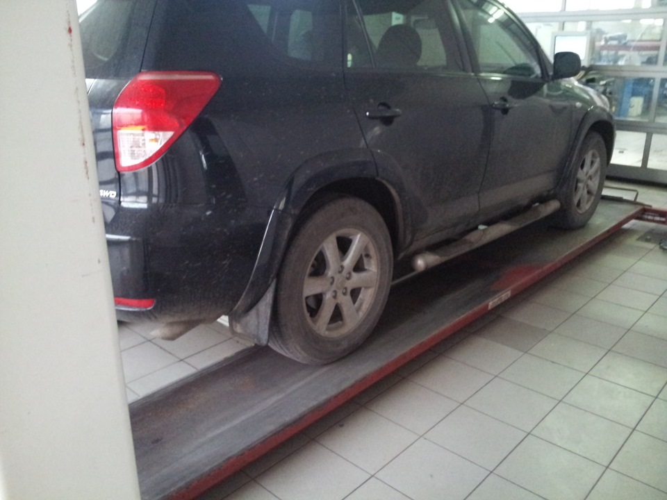 toyota rav 4 3 стук в переди toyota rav 4 3 стук в переди