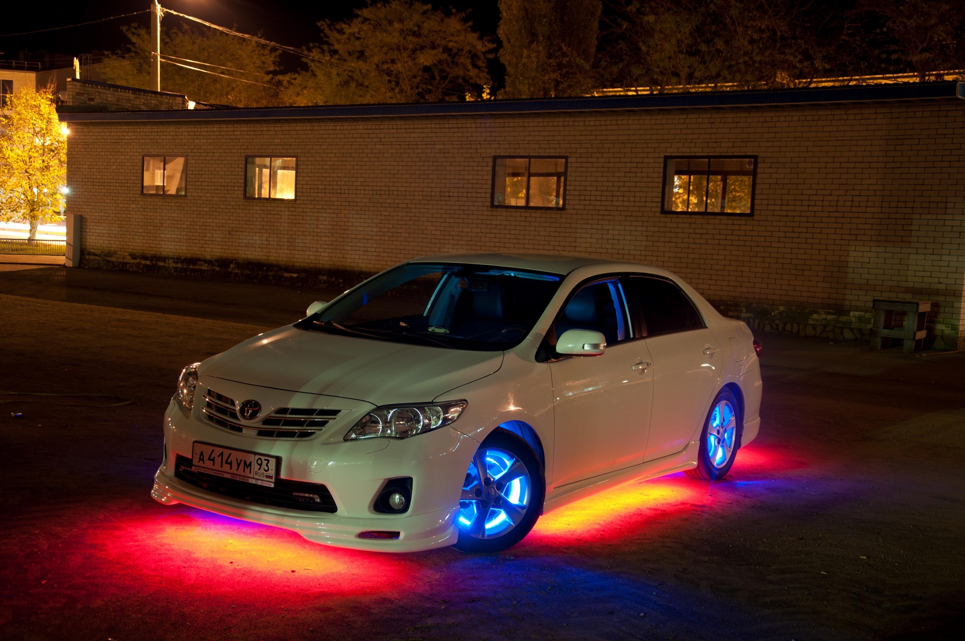 RGB подсветка днища — Toyota Corolla (140/150), 1,6 л, 2010 года | тюнинг |  DRIVE2