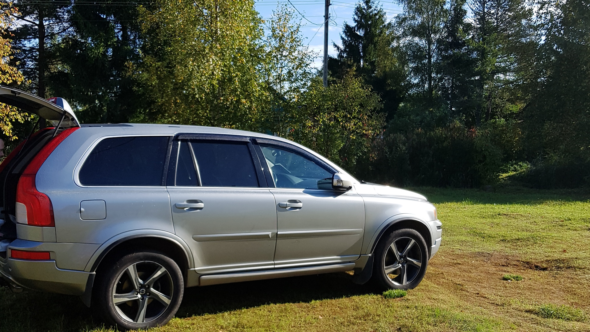 Купить Автомобиль Volvo Xc90