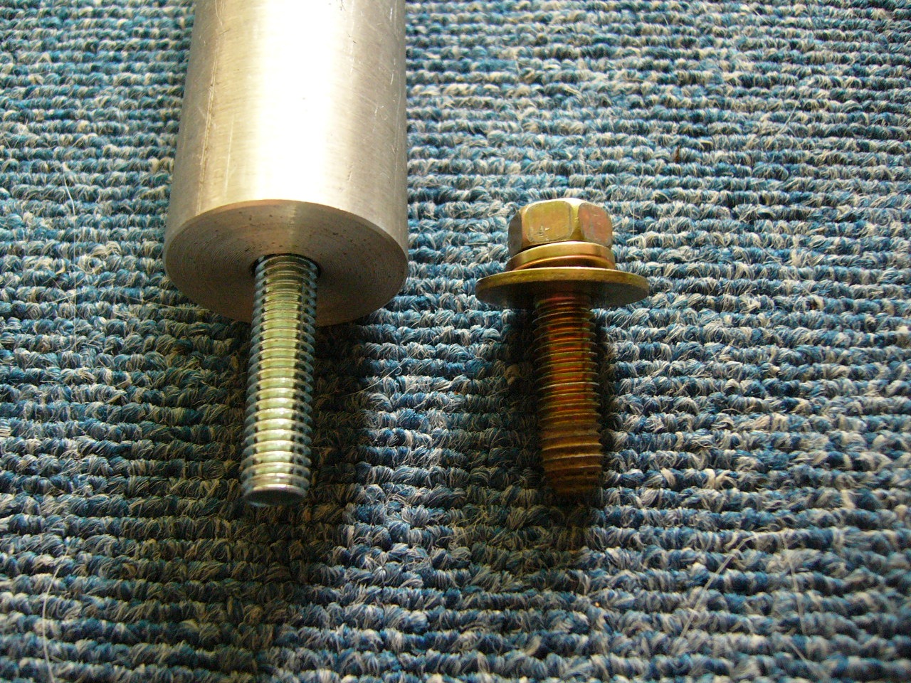 уже готовая штанга с удлиненным болтом — Mitsubishi Lancer Evolution VI