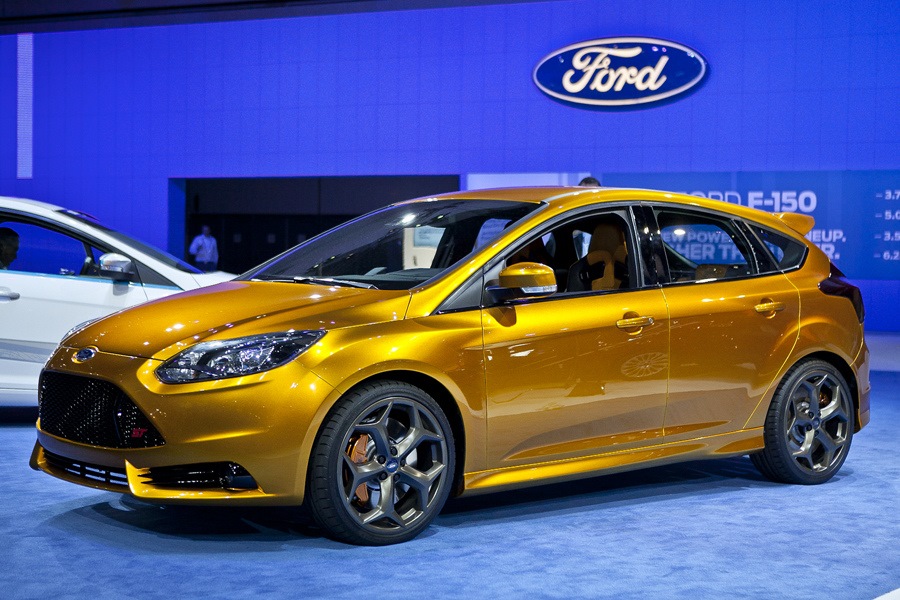 Р–С‘Р»С‚С‹Р№ Ford Focus 2022