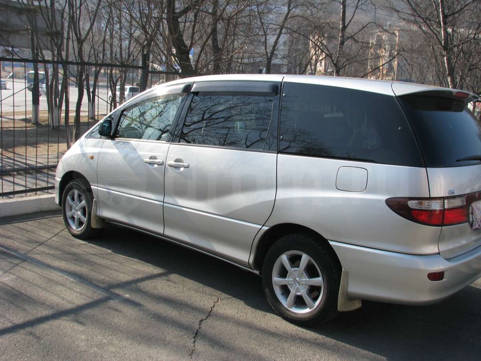 Toyota Estima II