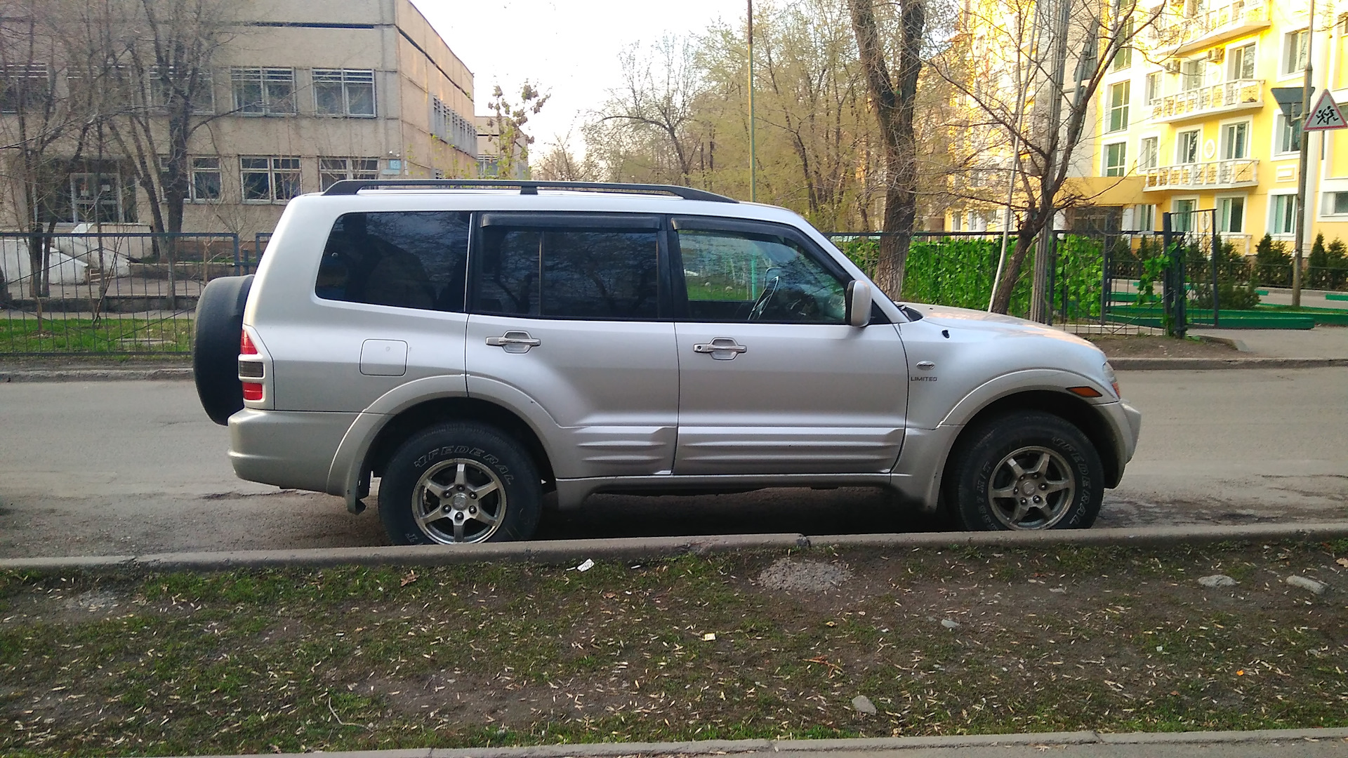 Паджеро\\Монтеро 2000-2006 г.в — Mitsubishi Pajero (3G), 3,2 л, 2003 ...