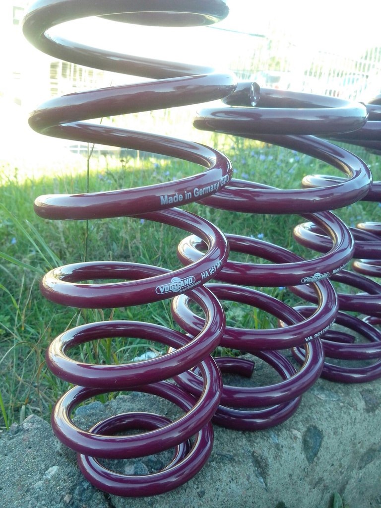 Пружины Vogtland 30/30 на Audi Q5 — Koppel Technik на DRIVE2