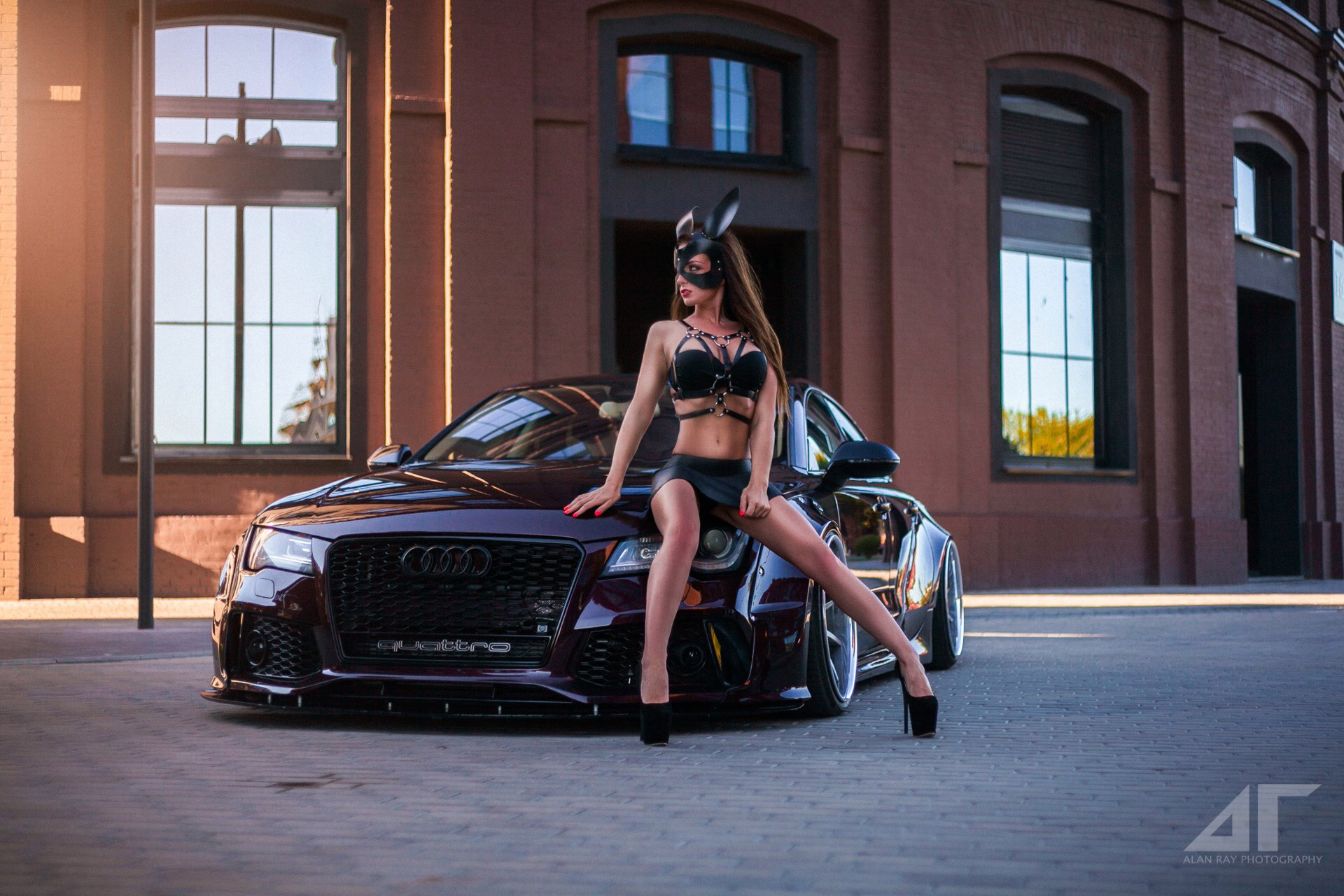 Audi rs6 and girl