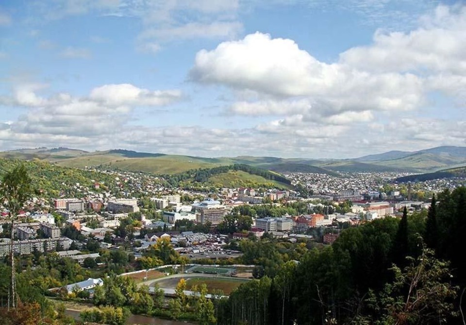 Песня горно алтайске. Горно Алтайск. Горный Алтай город. Столица Горно Алтайск. Город Майма Республика Алтай