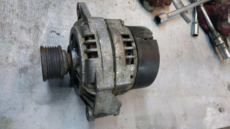 Замена генератора Шнива — Lada 21054, 1,6 л, 2007 года | визит на ...