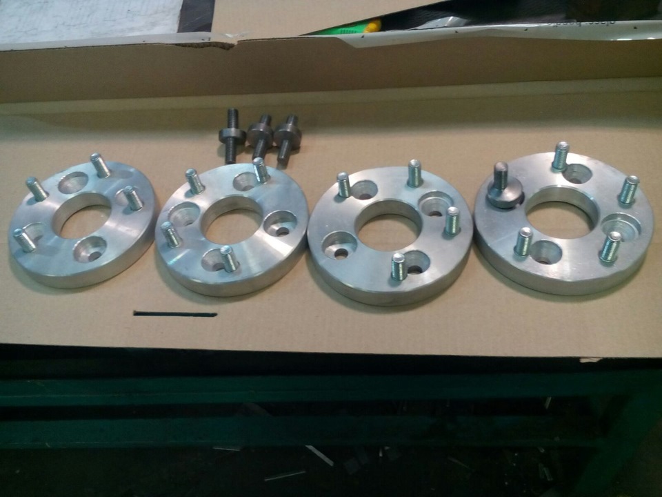 Еще проставки переходные на диски 4 на 5 дыр доделаны — Subaru Forester ...