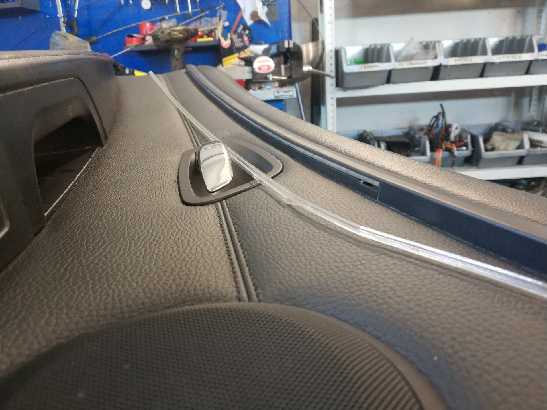 Ремонт Ambient Lighting (амбиентная подсветка салона) bmw e90\ e92