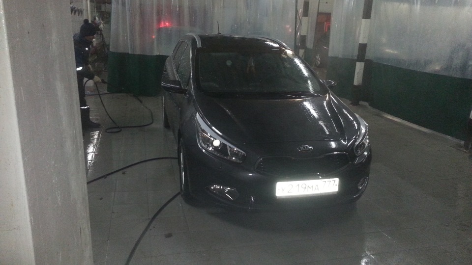 Замена задних колодок с электро ручником — KIA Ceed SW (2G), 1,6 л ...