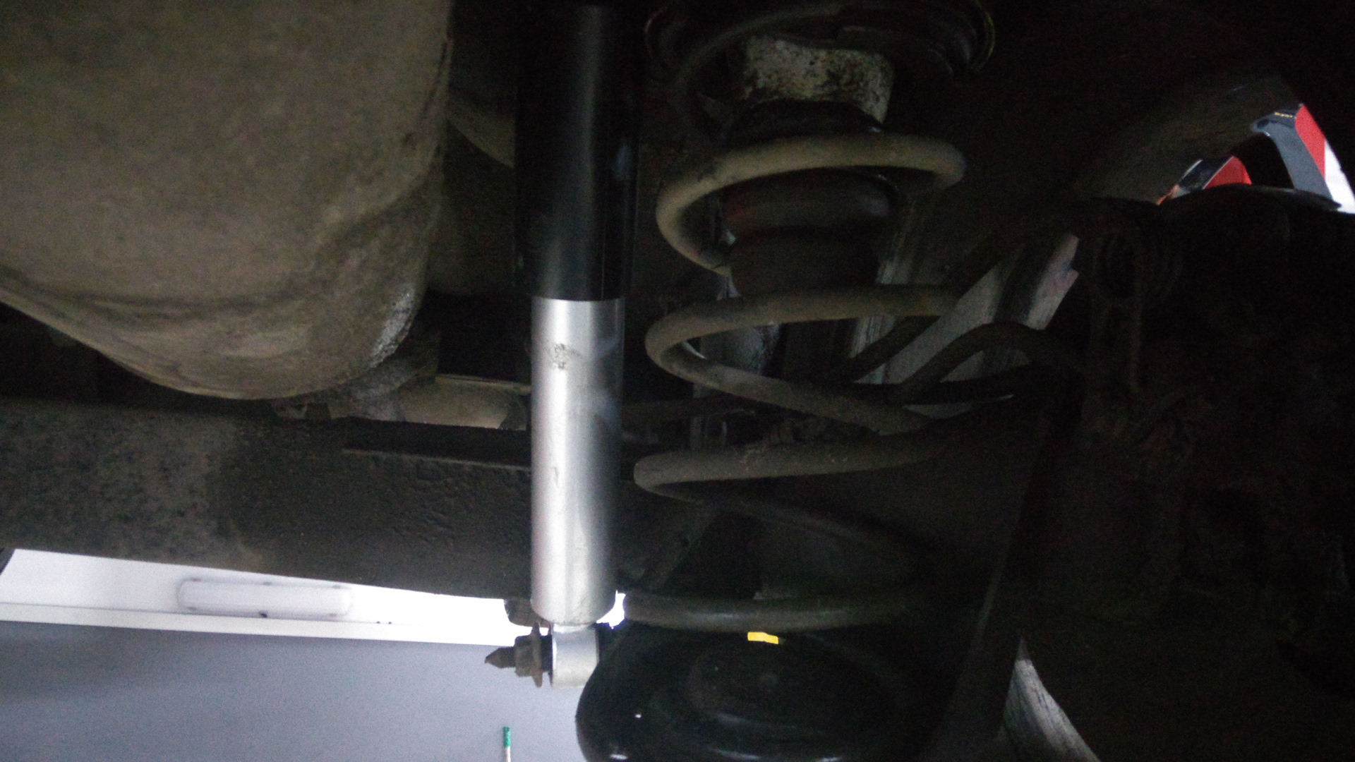 регулировочные болты передних стоек хендай солярис 2011. задние стойки стабилизатора хендай солярис. замена стойки солярис. как снять стойку хендай солярис. как снять стойку хендай солярис.