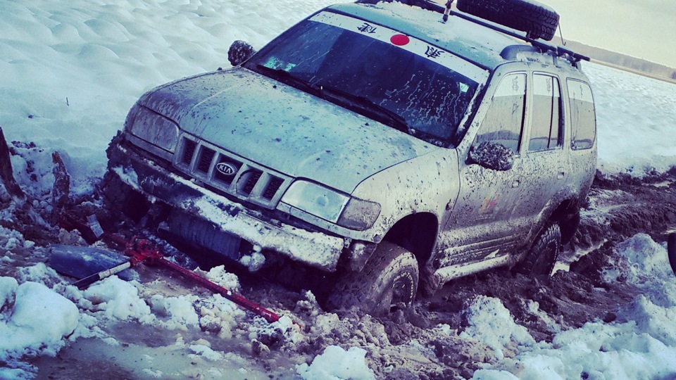 KIA Sportage Танк "" Т-44""