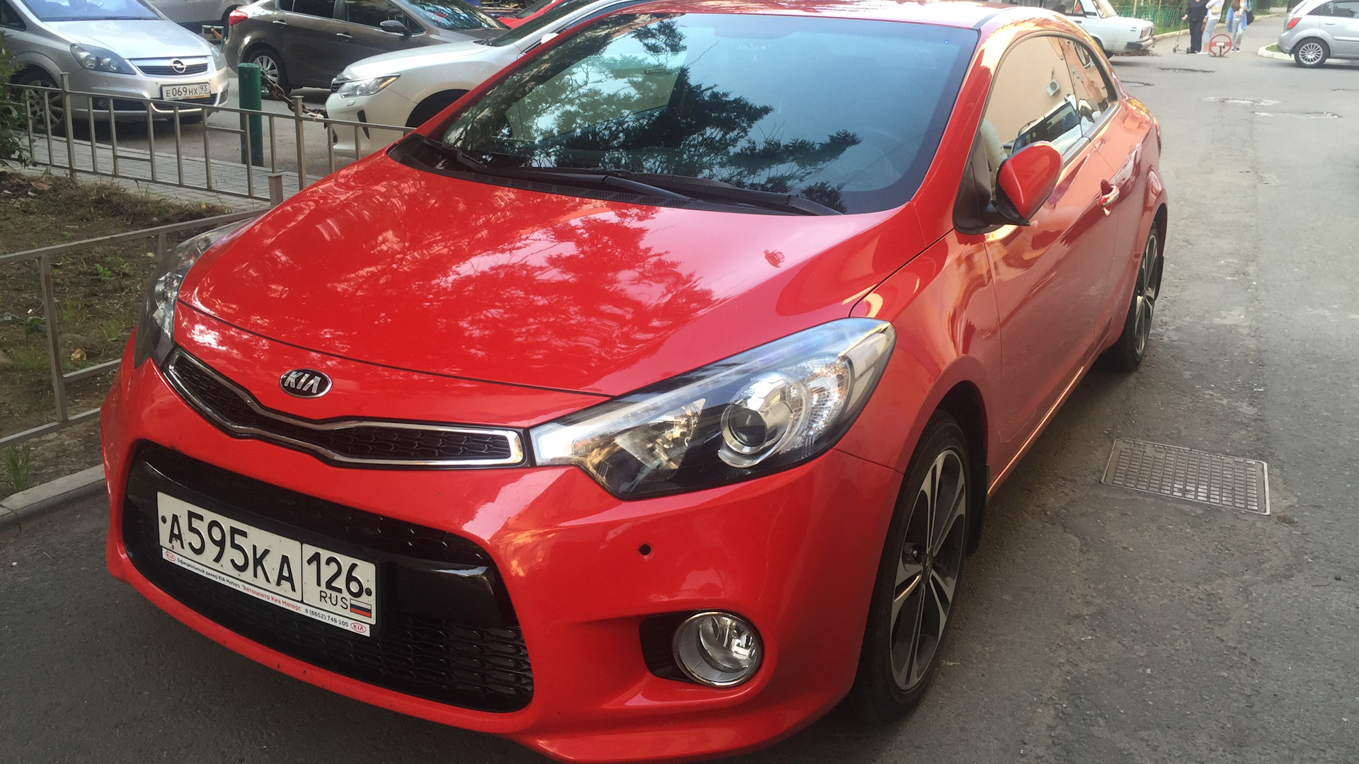 KIA Cerato Koup (2G) 2.0 бензиновый 2014 | Красная молния на DRIVE2