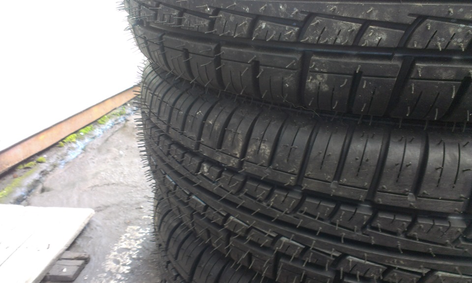 Летняя резина (Marangoni 155/70 R13) — ЗАЗ 1102, 1,1 л, 1993 года ...
