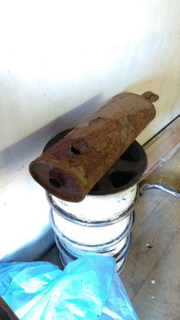 ВВП это… Весна Выхлоп Приора — Lada Приора хэтчбек, 1,6 л, 2010 года ...