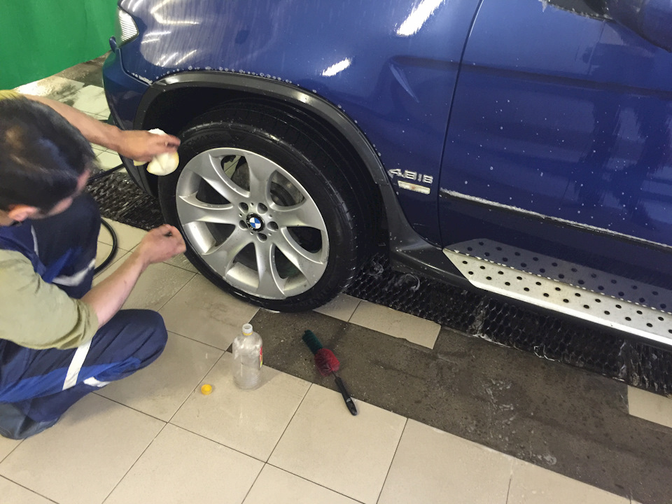 Химчистка дисков — BMW X5 (E53), 4,4 л, 2005 года | мойка | DRIVE2