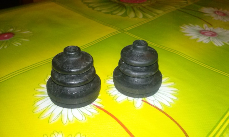 ПЫЛЬНИКИ ПОДРУЛЕВЫХ ПЕРЕКЛЮЧАТЕЛЕЙ — Lada Калина седан, 1,6 л, 2007 ...