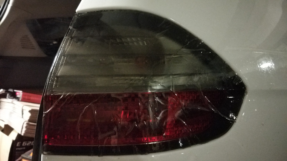 О том, как НЕ надо клеить тонировку на фары — Ford S-Max (1G), 2 л ...