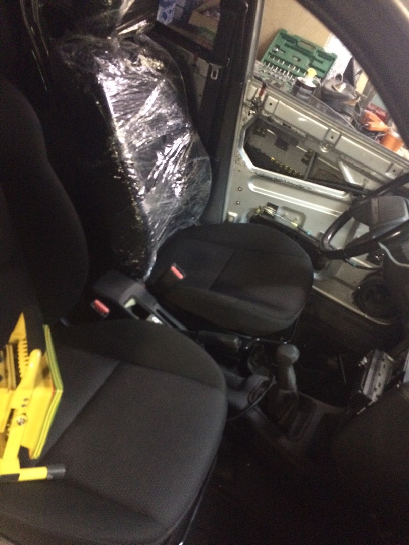 Установка сидений от иномарки мазда3. ч.2 (установка) — Сообщество «ВАЗ ...