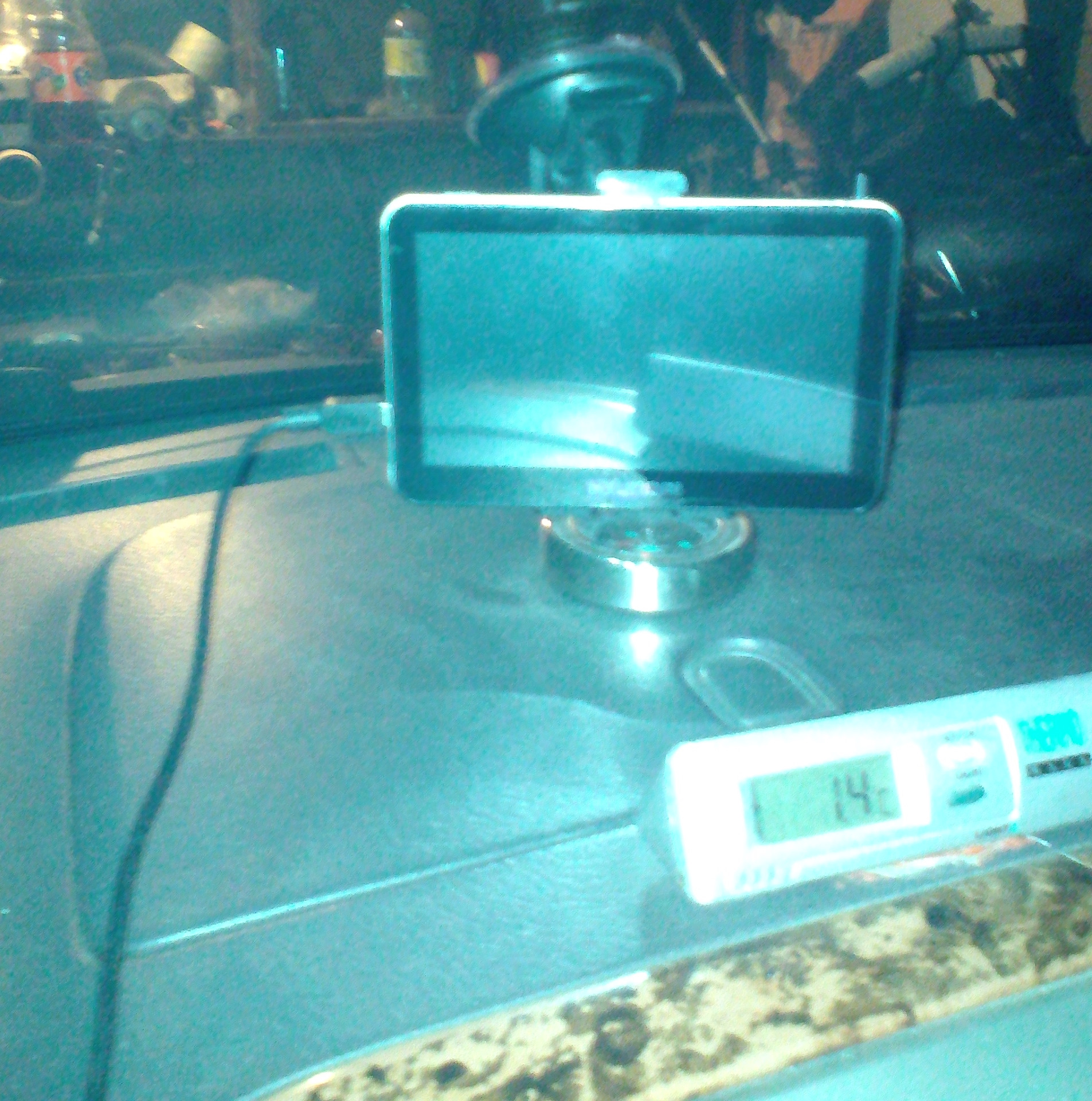 Купил навигатор — KIA Carnival (1G), 2,9 л, 2003 года аксессуары DRIVE2