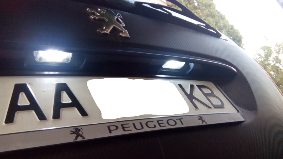 Оживления подсветки номера — Peugeot 307, 1,6 л, 2002 года ...