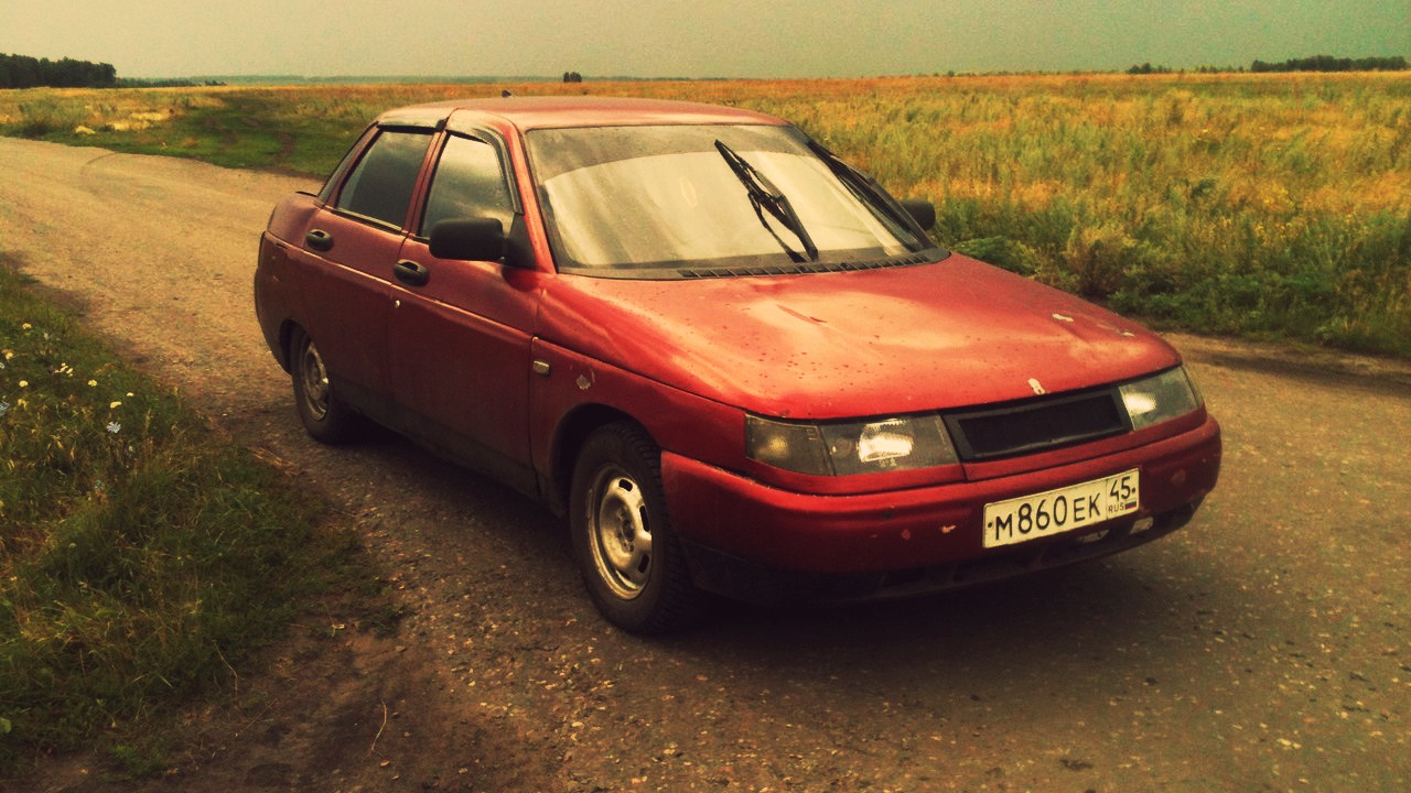 Lada 2110 красная