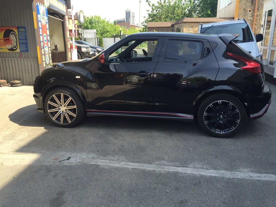 Nissan Juke Р±РµР»С‹Р№ r18