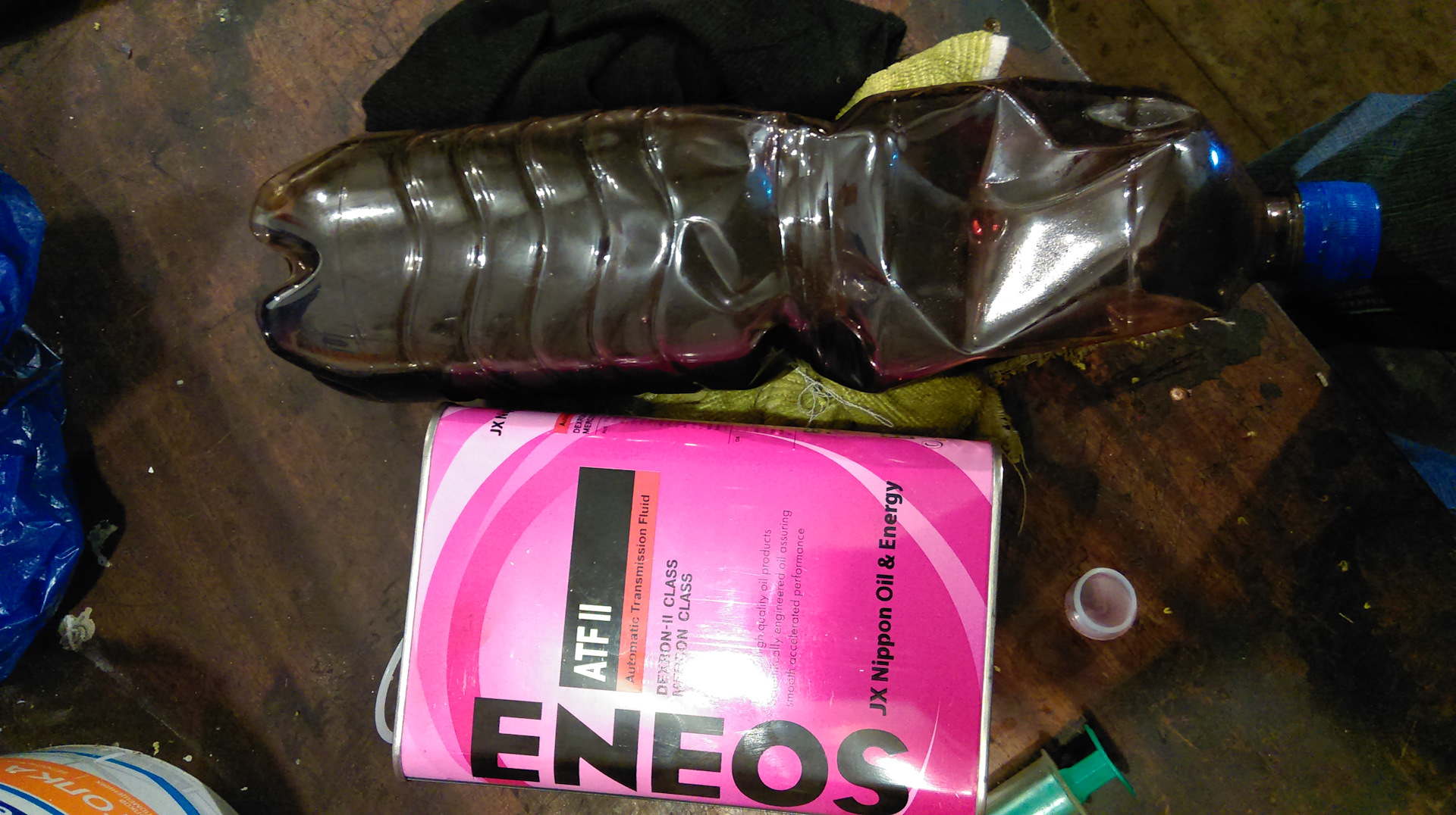 Замена жидкости в гур — Toyota RAV4 (I), 2 л, 1996 года | плановое ТО ...