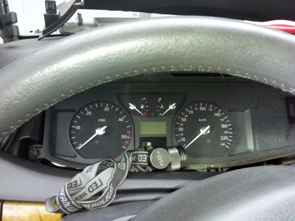 Установка лампочки на давление масла 2.2 dci — Renault Vel Satis, 2,2 л ...