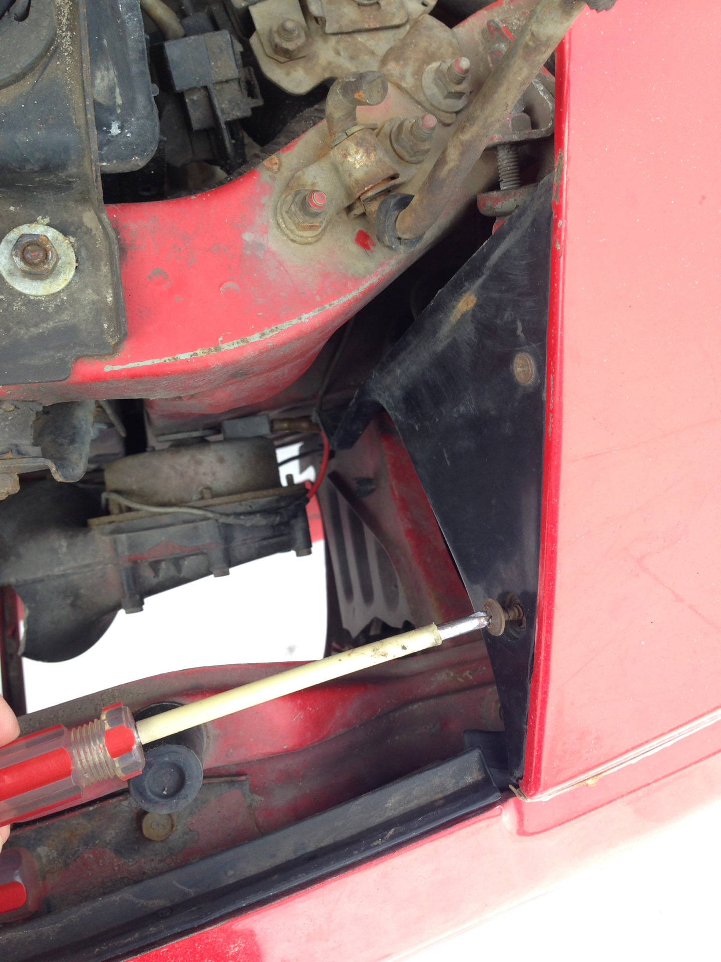 Замена лампочки в фаре — Ford Probe, 2,2 л, 1989 года | аксессуары | DRIVE2