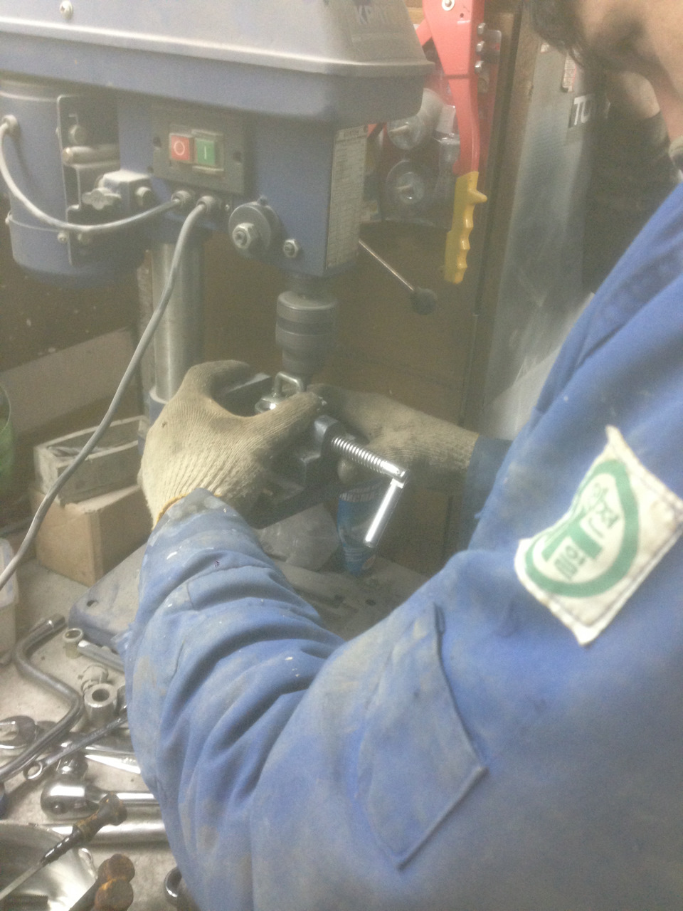 22. Регулировка дверных замков — Daihatsu Rocky (2G), 1,6 л, 1992 года ...