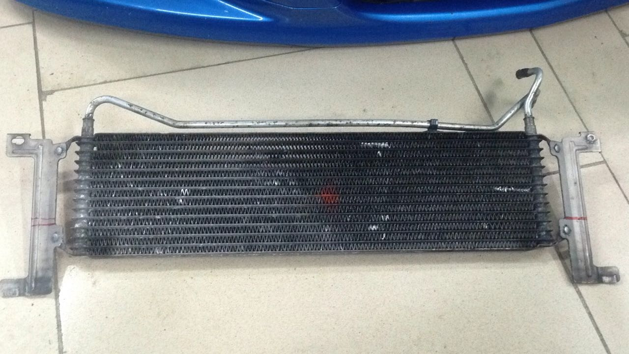 радиатор акпп опель. Opel vectra выносной радиатор акпп. радиатор акпп опель омега. радиатор акпп peugeot 301. радиатор масляный акпп allison 2100.