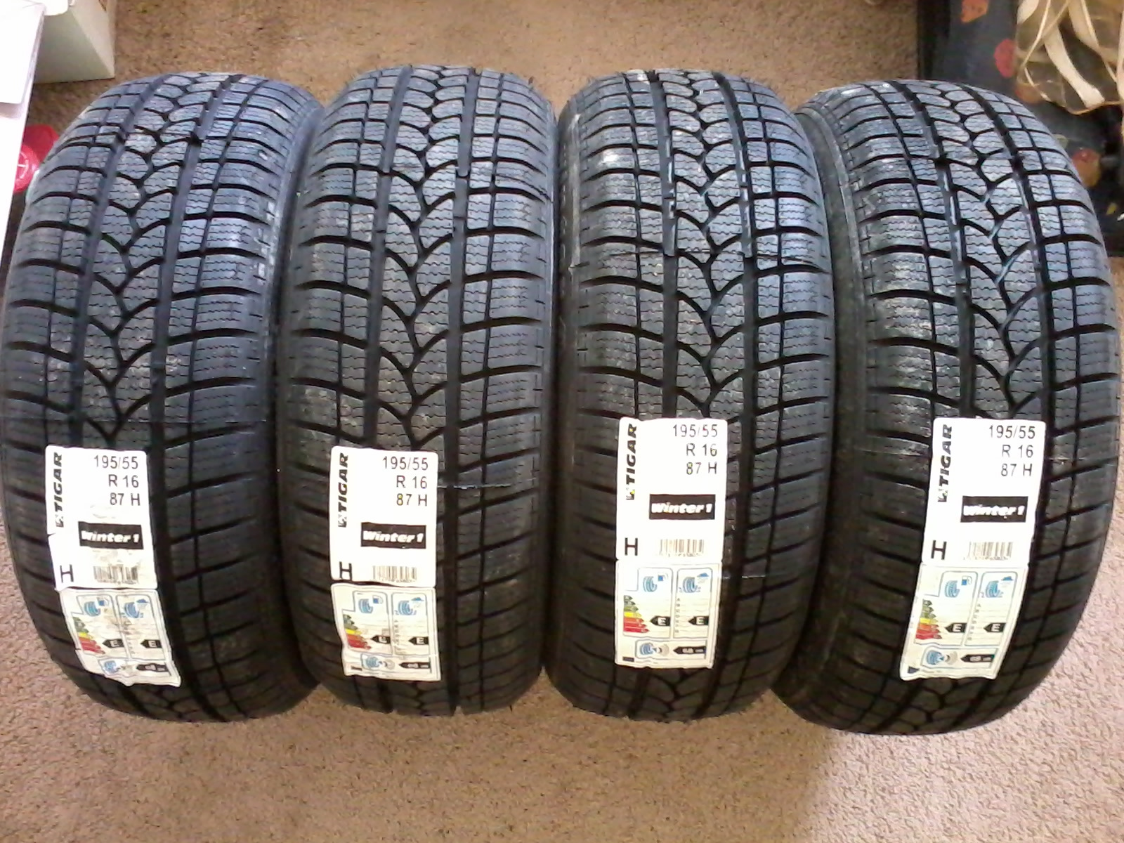 Tigar winter 205. Tigar Winter 1. Tigar Winter 1 185/70 r14. Tigar Winter 1 205/55 r16. Шины Tigar Winter 1.