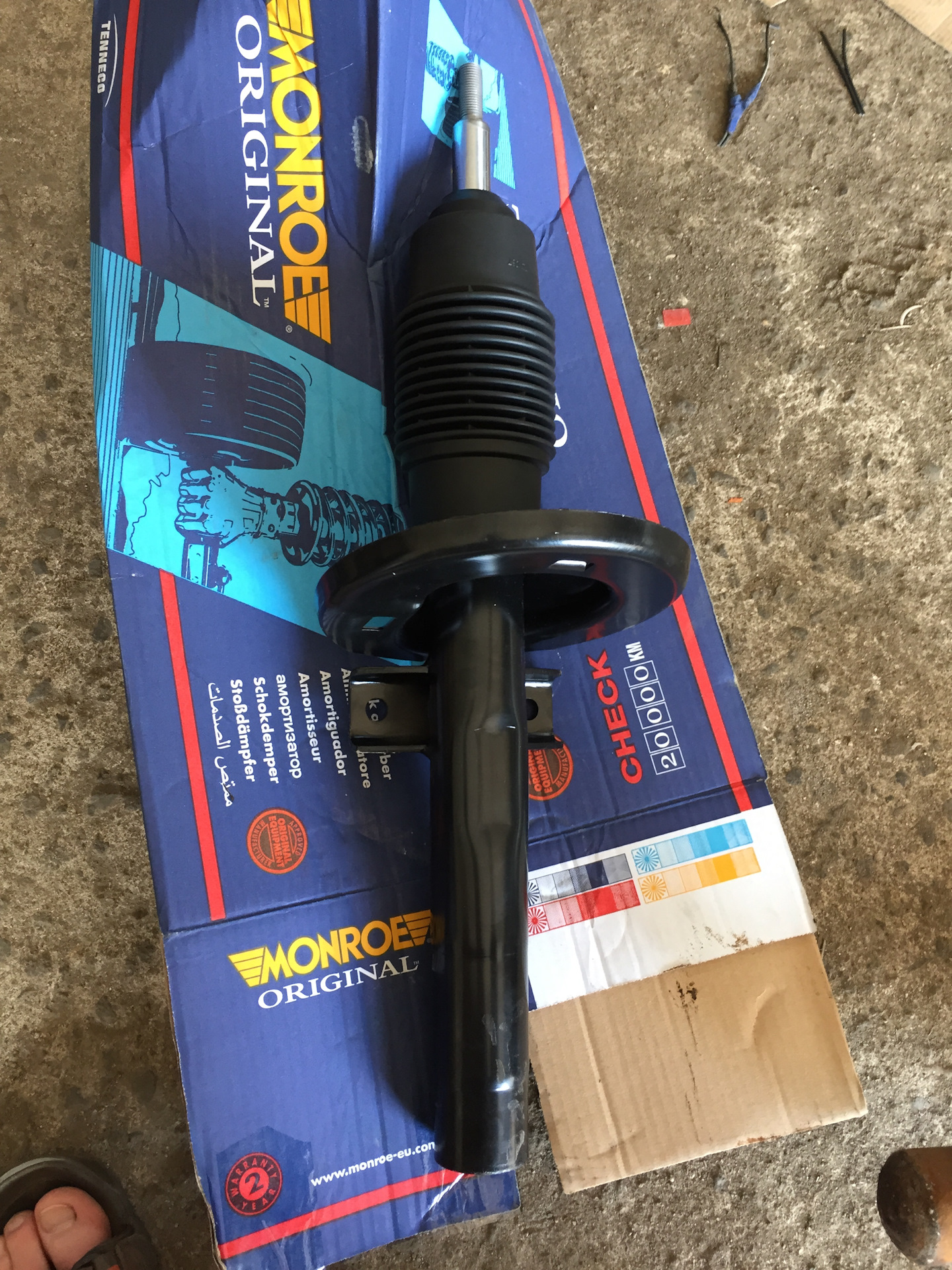 задние амортизаторы zj. амортизаторы драйв 2. на mitsubishi pajero 2 амортизаторы kayaba. амортизатор маршал м8010622. Torr амортизаторы.